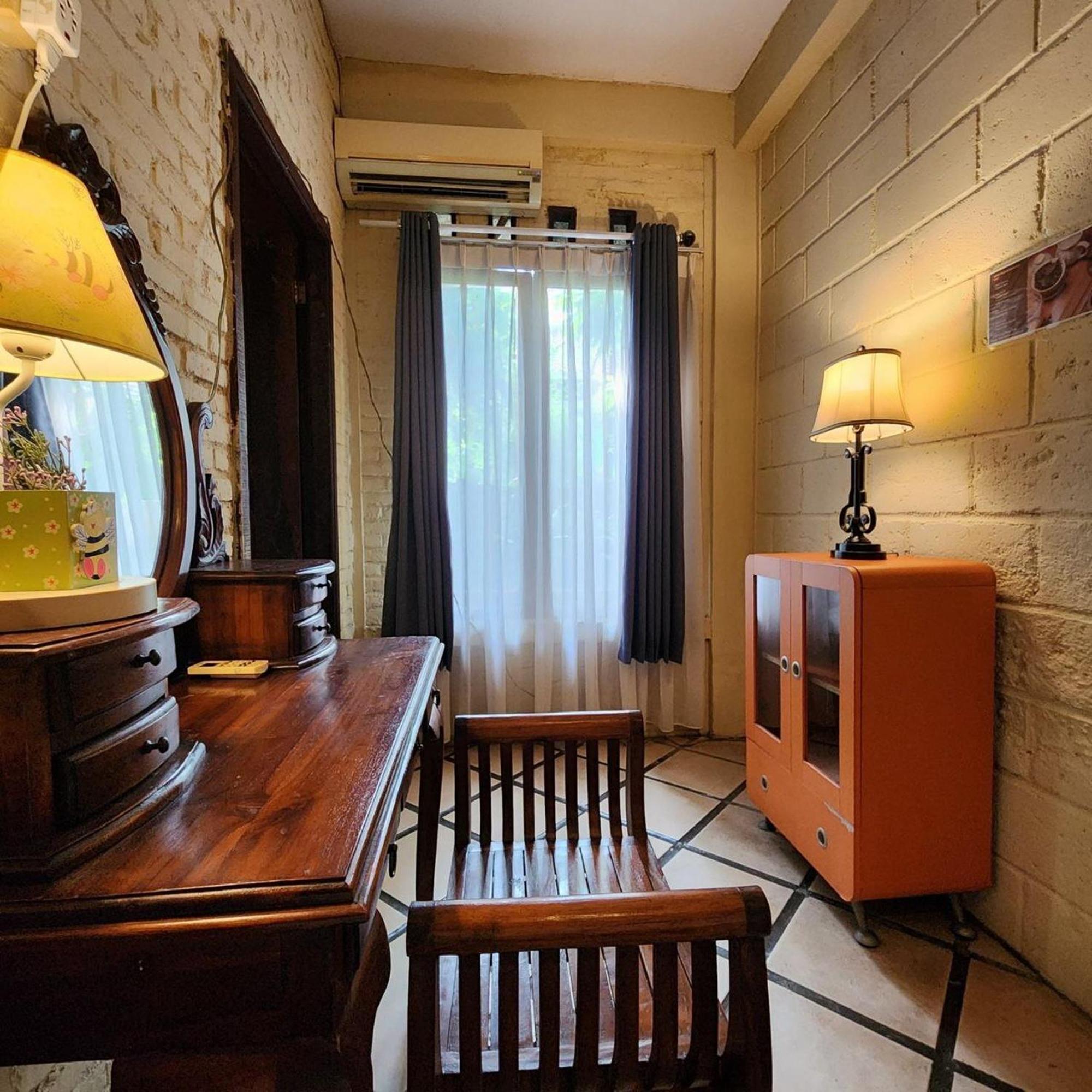 Nila House, Sharia Family 5* Jakarta